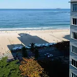 Flat Em Copacabana Na Quadra Da Praia